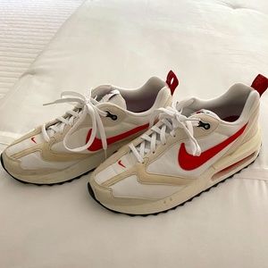 Women’s Nike Sneakers